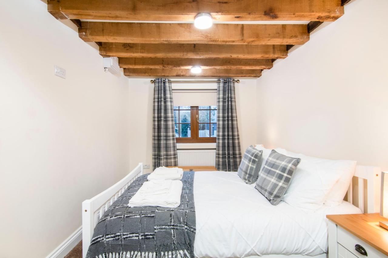 The Roost Group - The Coach House - Hot Tub Βίλα Γκρέιβσεντ Εξωτερικό φωτογραφία