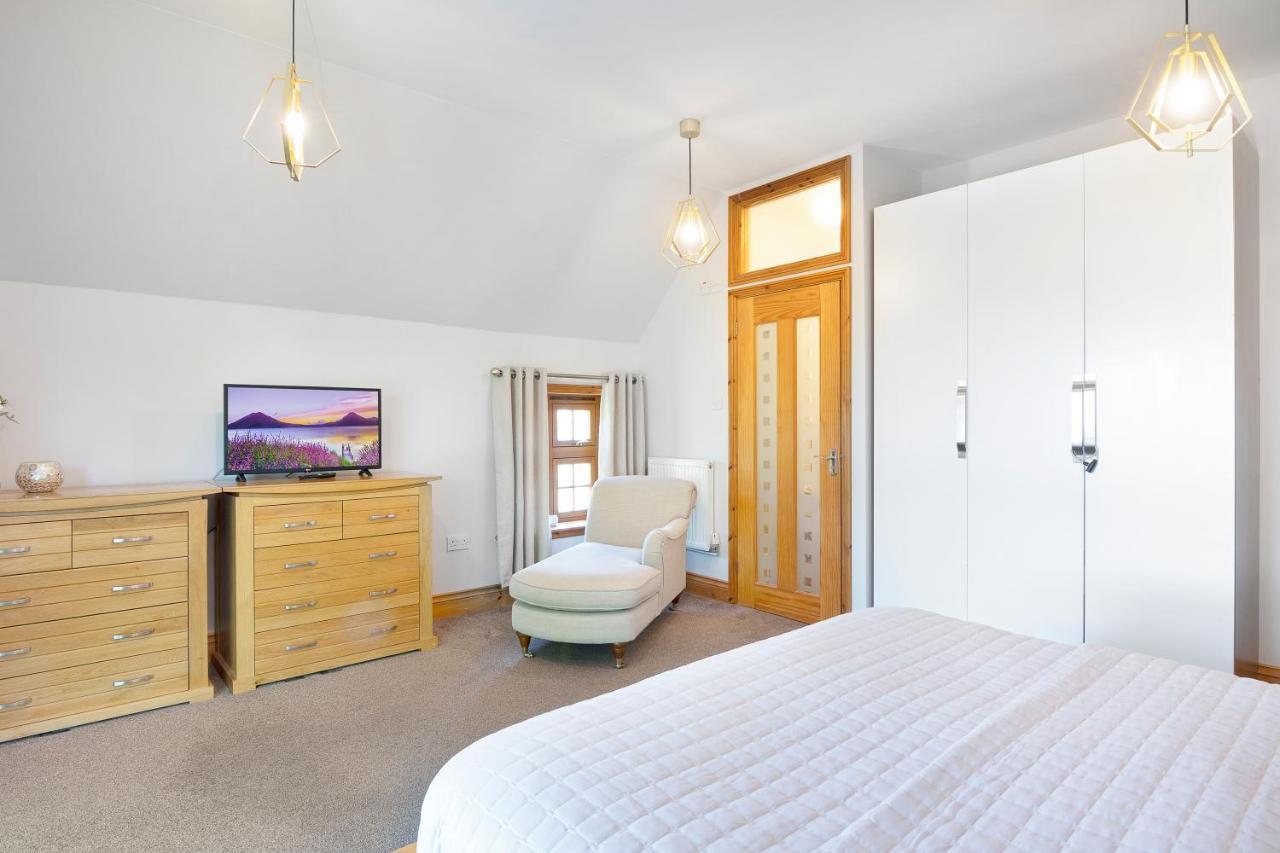 The Roost Group - The Coach House - Hot Tub Βίλα Γκρέιβσεντ Εξωτερικό φωτογραφία